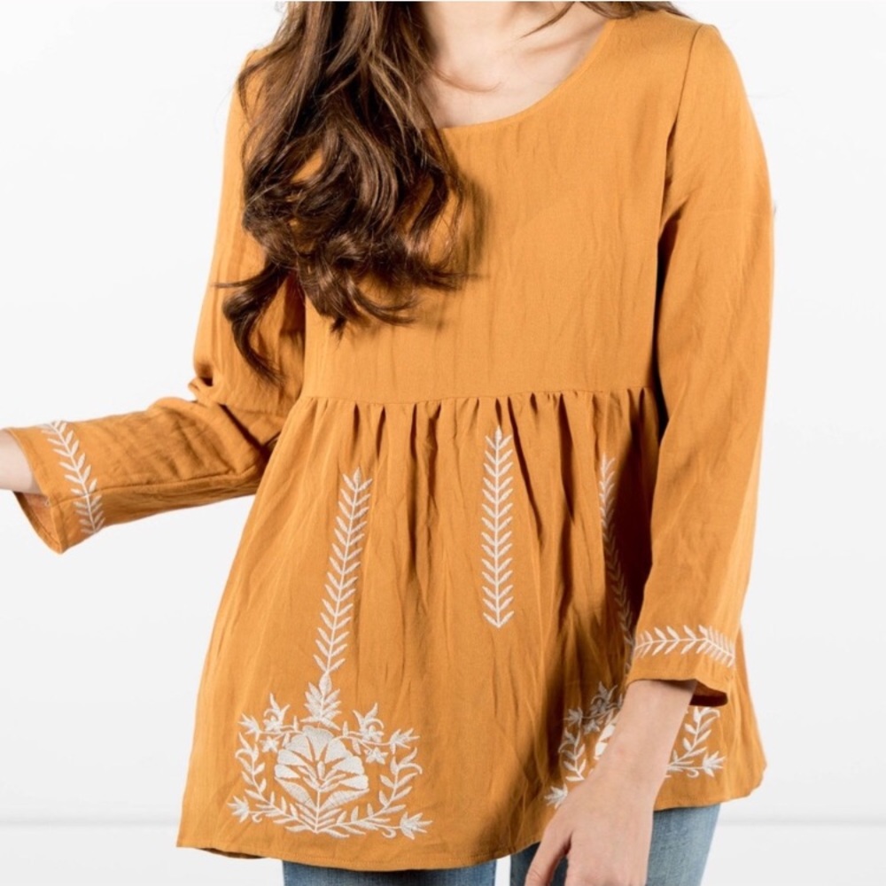 Stevie Hender top